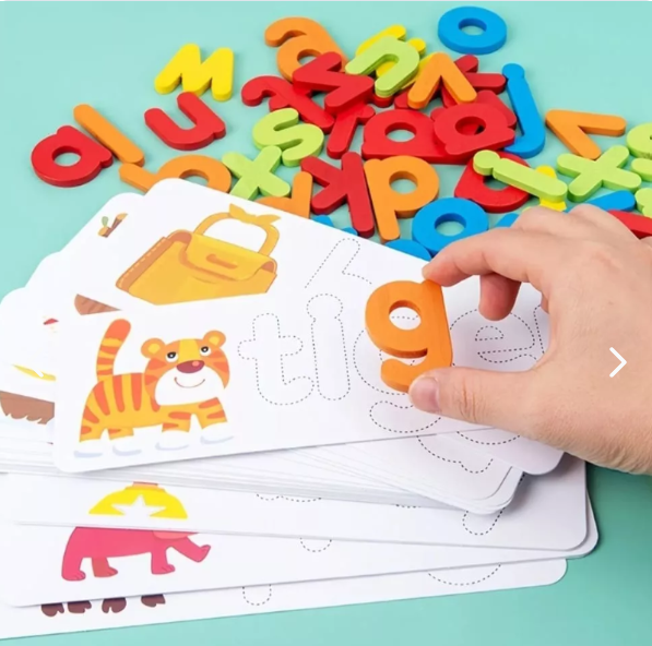 Juego de Deletreo Infantil con Letras y Palabras